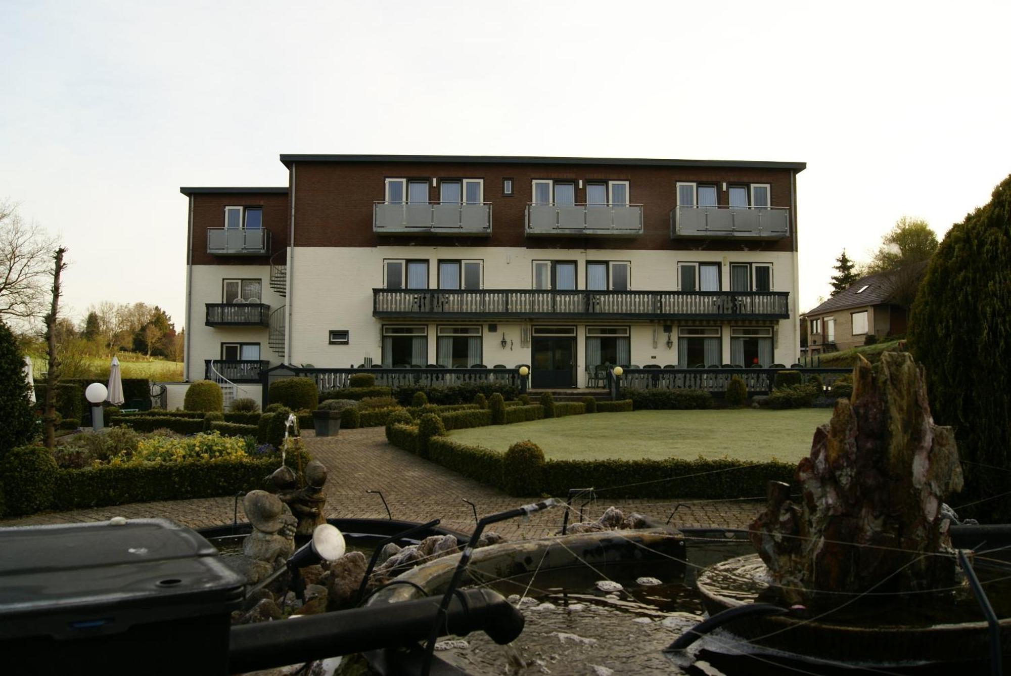 Hotel Bemelmans Schin op Geul Exterior photo